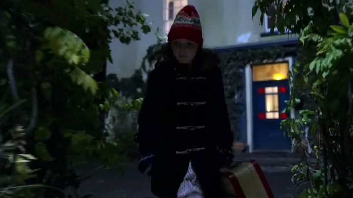 [Doctor.Who.2005.S07E05.The.Angels.Take.Manhattan.HDTV.x264-TLA.mp4_snapshot_42.52_%255B2012.10.01_20.51.40%255D%255B2%255D.jpg]