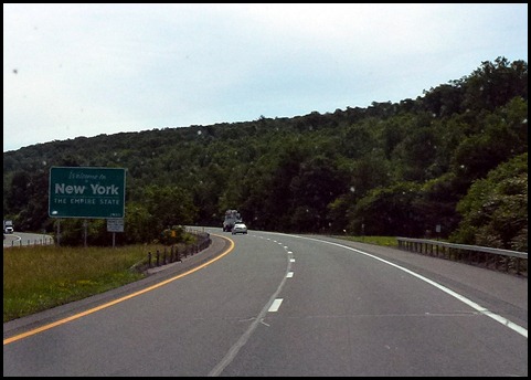 08 - Entering New York on I-84