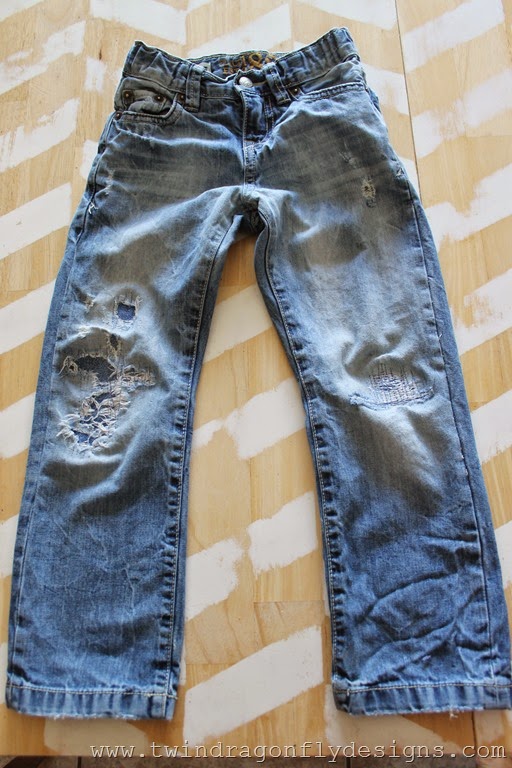 How to patch jeans (15) How to patch jeans (15)