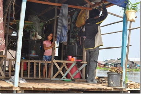 Cambodia Kampong Chhnang floating village 131025_0362