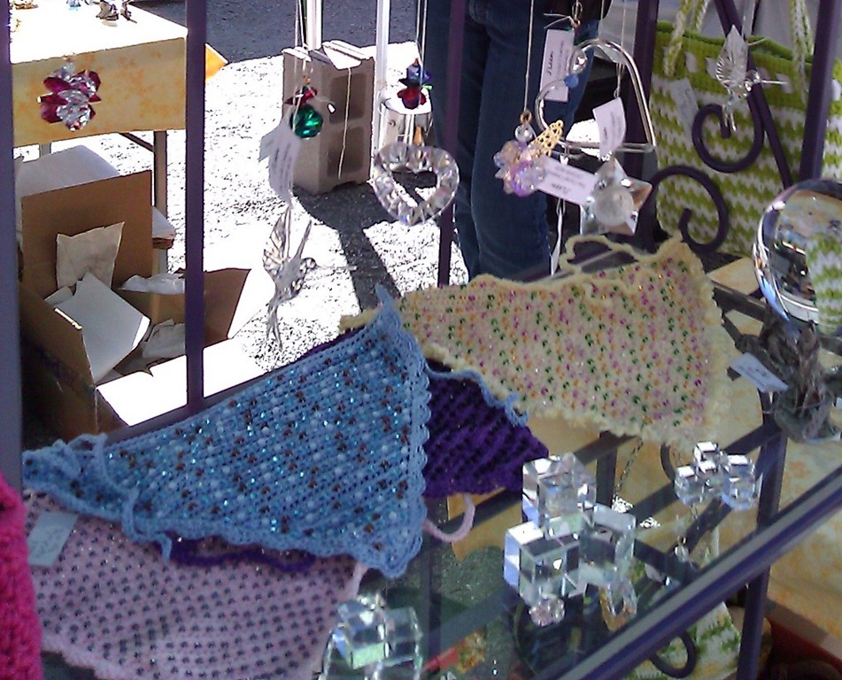 [Display%2520of%2520beaded%2520kerchiefs%255B5%255D.jpg]