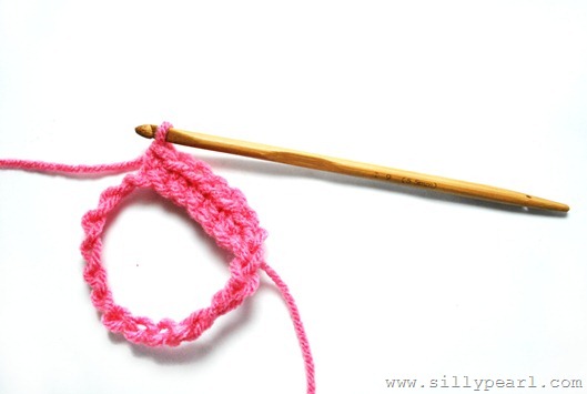CrochetedPaperChainHeart3