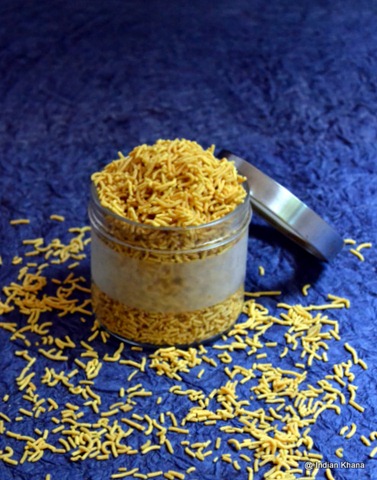[Easy%2520Besan%2520Sev%2520Deepavali%2520Recipes%255B3%255D.jpg]