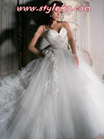 Georges Chakra Wedding Dresses-new styles-2013 img03fadbad4311910d70639c99efe3f727.jpg