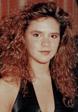 [article-2102284-11C5E3B2000005DC-143_306x443%255B2%255D.jpg]