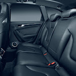 Farbe: Misanorot 2012 Audi RS 4 Avant 030.jpg