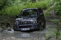 2012-Suzuki-Jimny-Facelift-carscoop1 (2) 2012-Suzuki-Jimny-Facelift-carscoop1 (2)