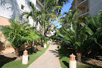 Phase 3 - Ocean One - Garden Entrance