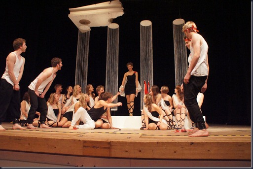 11-11-11n426-Klasse12-Lysistrata-FR