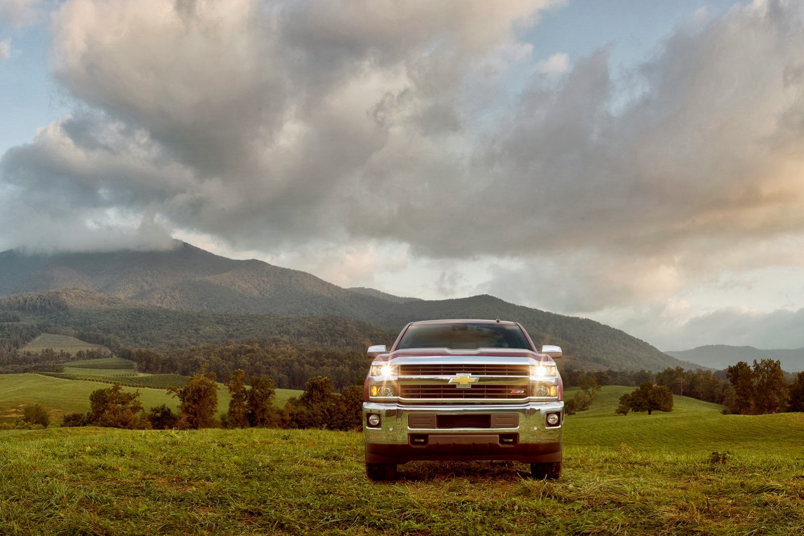 [2015-Chevrolet-Silverado-3500-HD-14%255B2%255D.jpg]