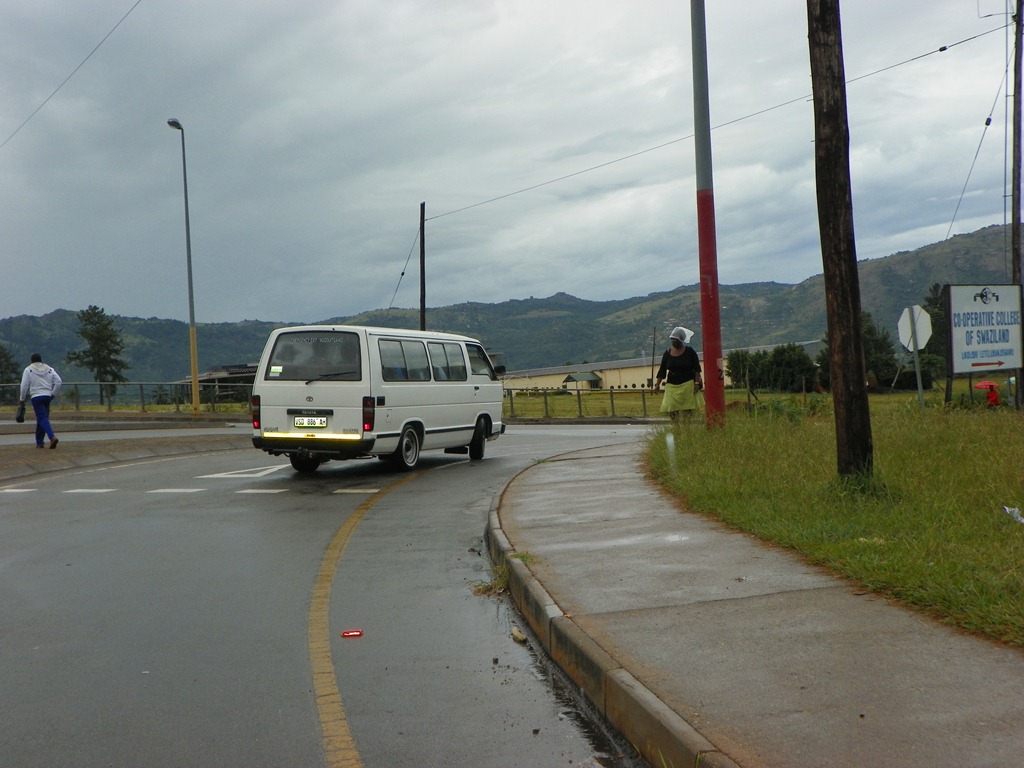 [kombi%2520-%2520the%2520taxi%2520and%2520bus%2520system%255B7%255D.jpg]