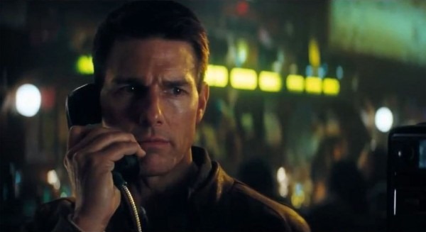 A sztárszerző bekönyörögte magát Tom Cruise filmjébe