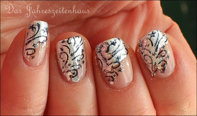 Nageldesign Silvester Glitzer Feuerwerk Silber elegant edel 3 Nageldesign Silvester Glitzer Feuerwerk Silber elegant edel 3