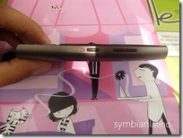 Nokia Asha 303 lateral