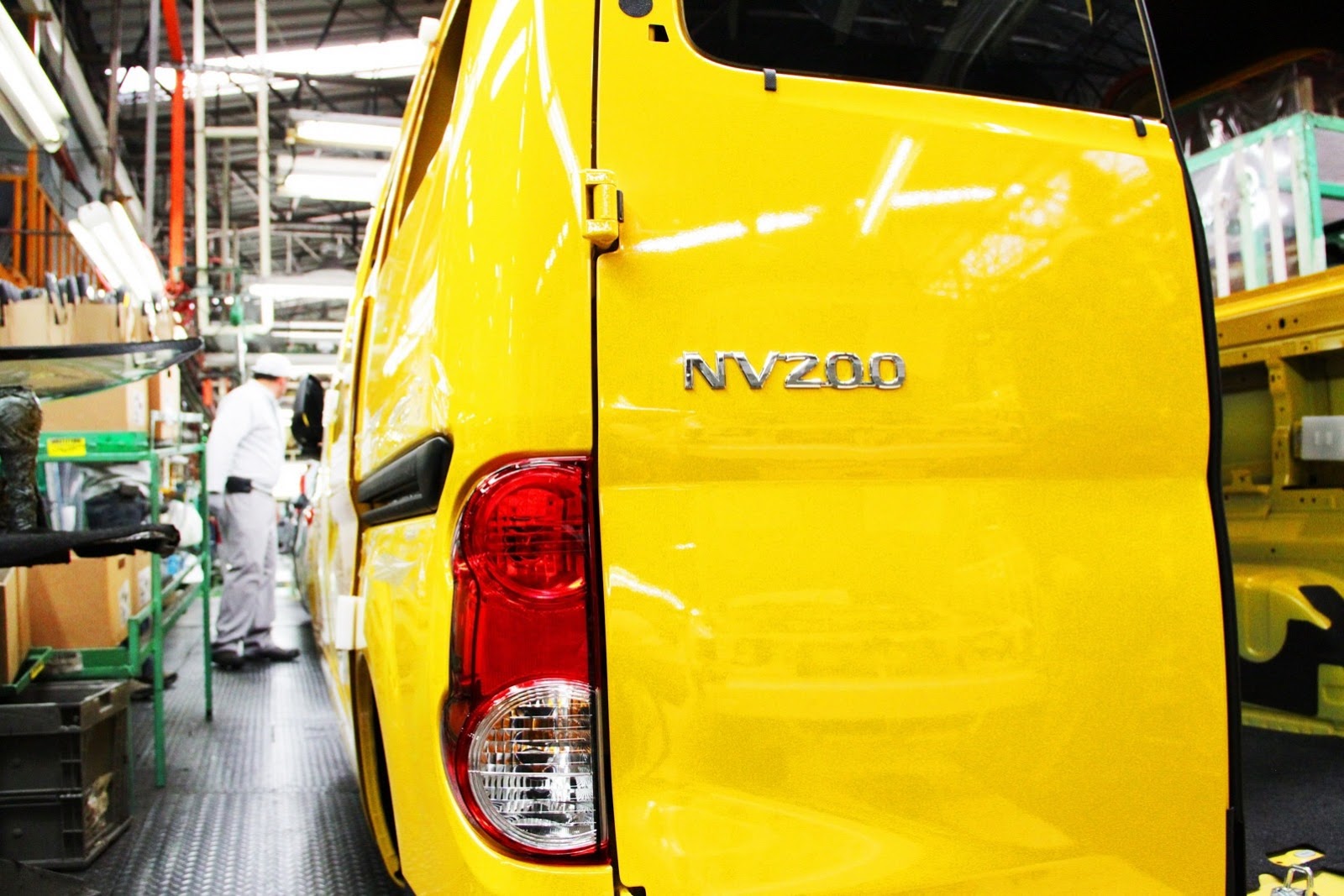 [Taxi-of-Tomorrow-2%255B5%255D.jpg]