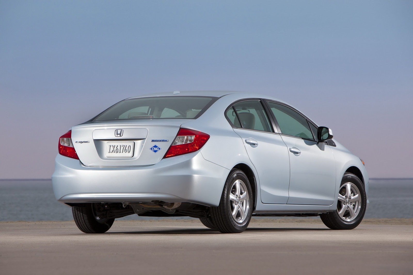 [2012-Honda-Civic-NGV-5%255B2%255D.jpg]
