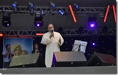 Fran Lima- show Padre Antonio Maria6