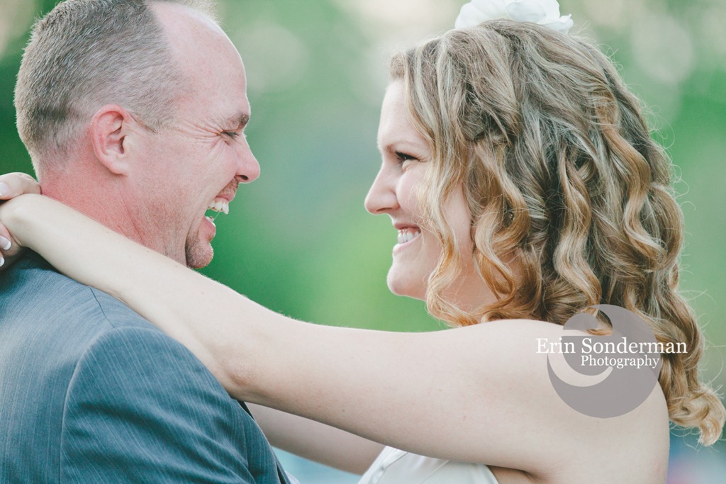 [ESP20120811-AmandaChrisWedding_WM-83%255B1%255D.jpg]