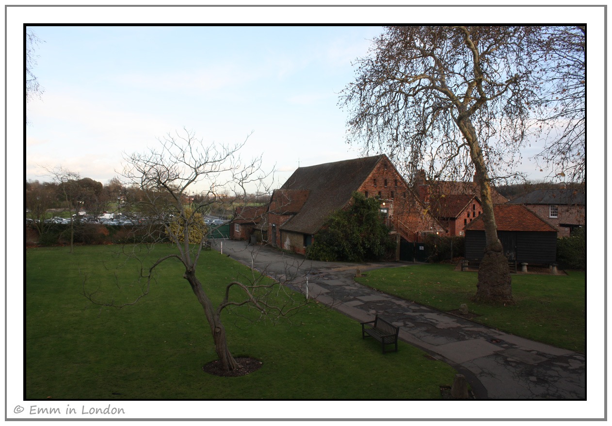[The%2520Old%2520Barn%2520Hall%2520Place%255B3%255D.jpg]