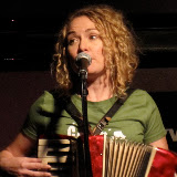Liz Gig 3.jpg