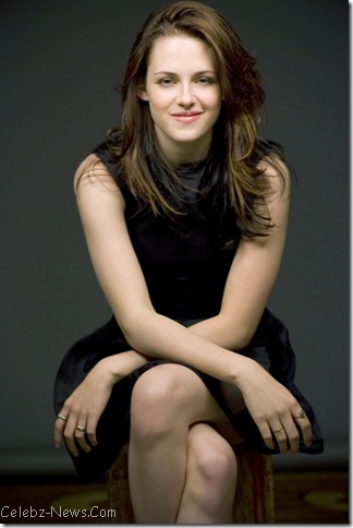 Kristen Stewart Black Dress 7