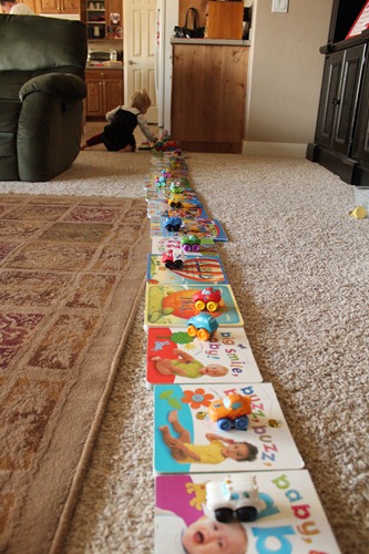 [a%2520Lindsey%2520playing%255B4%255D.jpg]