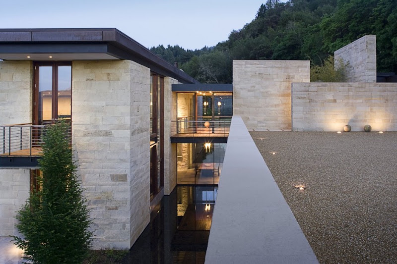 sonoma-vineyard-residence-by-aidlin-darling-02.jpg