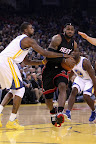LeBron Debuts Red/Black LBJ9 PE in Heats Second OT Loss lebron james nba 120110 mia at gsw 07 LeBron Debuts Red/Black LBJ9 PE in Heats Second OT Loss