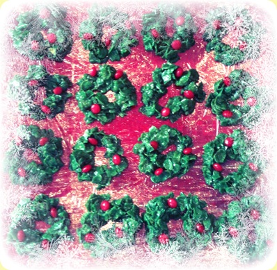 Holly Wreaths for Sharida picnik