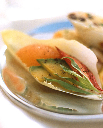 Endive Spears with Lobster, Avocado, and Grapefruit: Endive leaves serve as little cups to hold lobster, avocado, and grapefruit in this noteworthy appetizer. You could also use crab or shrimp as a substitute for the lobster. Endive Spears with Lobster, Avocado, and Grapefruit: Endive leaves serve as little cups to hold lobster, avocado, and grapefruit in this noteworthy appetizer. You could also use crab or shrimp as a substitute for the lobster.