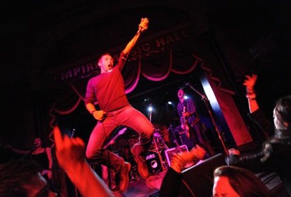 Sing like there is No Tomorrow at Finest Karaoke Bars near Hotels in London