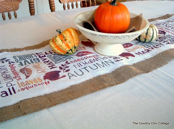 DIY thanksgiving table runner