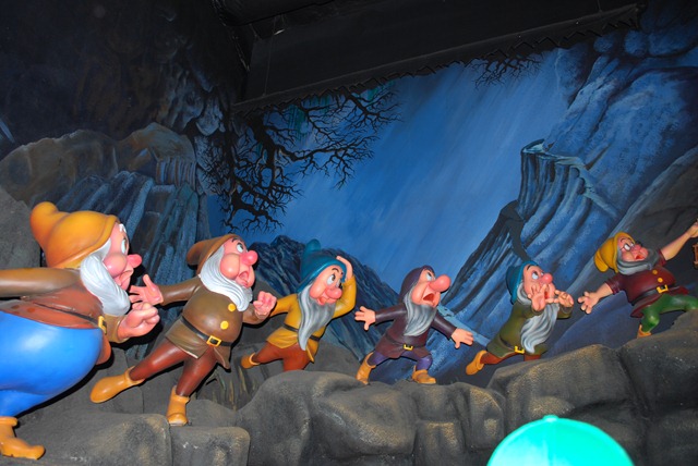 [Disneyland%2520201%255B2%255D.jpg]