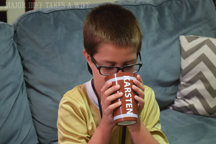Personalized cups make the party more fun. Looking for a fun party for your teenage boy? Why not throw a Football video game party? Easy ideas for how to entertain kiddos during the Big Game. Features DiGiorno pizza, personalized football cups, free printable lanyards, and an incredible recipe for football shaped ice cream sandwiches! #GameTimeMVP #CollectiveBias #ad Personalized cups make the party more fun. Looking for a fun party for your teenage boy? Why not throw a Football video game party? Easy ideas for how to entertain kiddos during the Big Game. Features DiGiorno pizza, personalized football cups, free printable lanyards, and an incredible recipe for football shaped ice cream sandwiches! #GameTimeMVP #CollectiveBias #ad