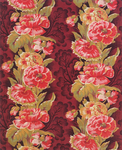 This pre-revolutionary roller-printed cotton cloth follows a star and crescent motif, made towards the end of the 19th Century. This pre-revolutionary roller-printed cotton cloth follows a star and crescent motif, made towards the end of the 19th Century.