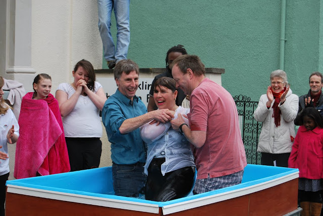 2010 - Easter Baptisms