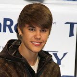 Justin Bieber Promotes mRobo in Vegas