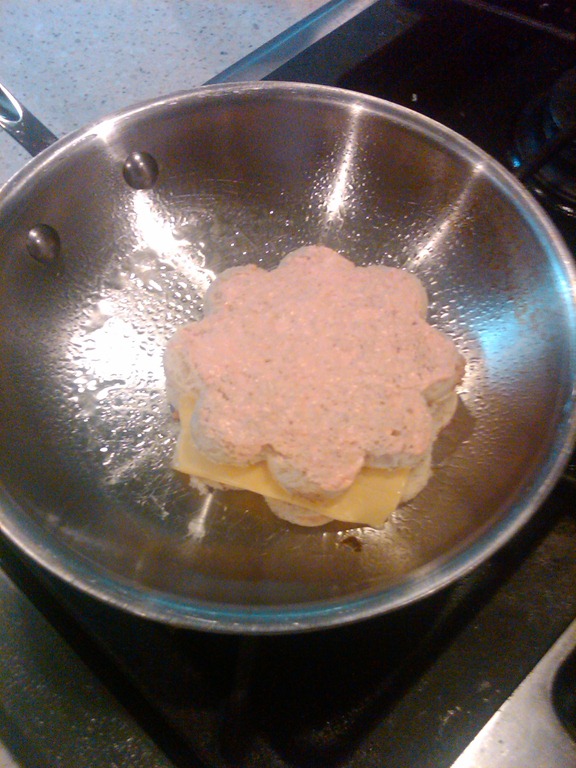 [cooking%2520pink%2520grill%2520cheese%255B4%255D.jpg]