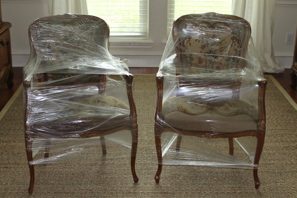 [Storybook%2520Cottage%2520Yard%2520Living%2520Room%2520060%255B4%255D.jpg]