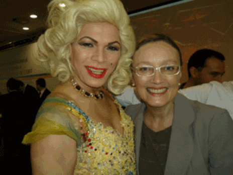 Maria do Rosário e ativista gay