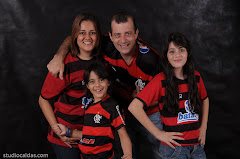 Album (digital) de fotos de Estúdio: Família Ladislau do Studio Caldas, do Rio de Janeiro, RJ. Lincoln Caldas e equipe fazem fotos de casamento (fotografias de casamentos), fotos de making-of (making of de noiva), fotos em estudio (ensaios fotograficos), fotos de casal (ensaios fotograficos de e-session), fotos de familia, videos de casamento (filmagem de casamentos), videos de making-of e clipes de casamento. Fotojornalismo e videojornalismo no Rio de Janeiro, RJ. fotos casamento rio de janeiro fotografias casal rj foto eventos familia noiva ensaio fotografico videos galeria noivas fotografo evento casar retrato fotografía site book fotografia ornamentação imagem para