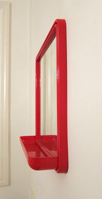 [mirror-with-red-plastic-frame-and-tr%255B16%255D.jpg]