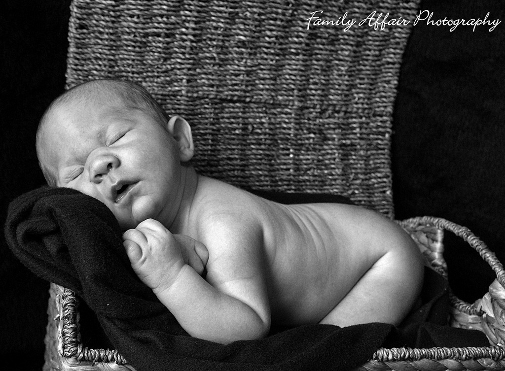 [Tacoma-Newborn-Portrait-Photographer%255B6%255D.jpg]