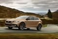 2013-Volvo-V40-Cross-Country-6 2013-Volvo-V40-Cross-Country-6