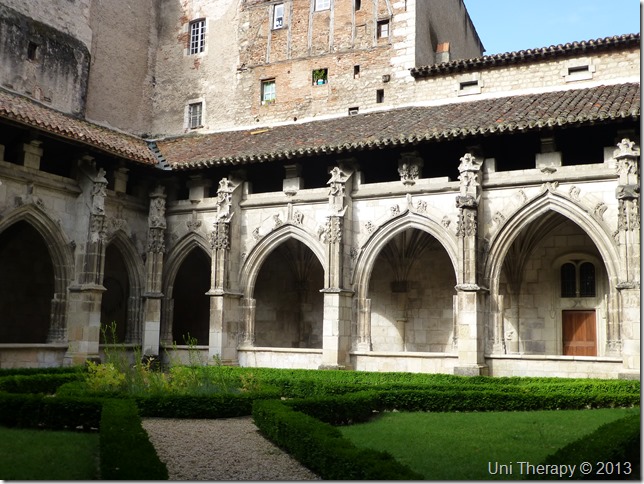 Uni Therapy: St. Etienne Church - Cahors 2