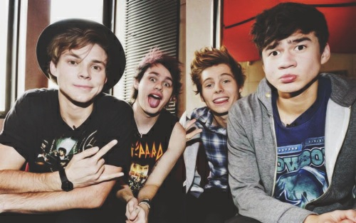 5 Seconds Of Summer Hello To All 5sos Family