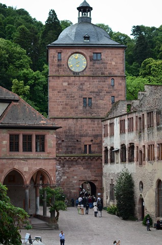 [castle5%255B1%255D.jpg]