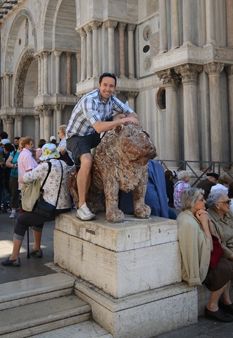 [St.MarksLionChris4.jpg]