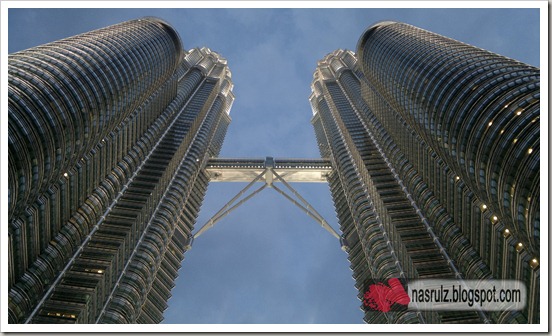 KLCC by Nokia N8 06042011954
