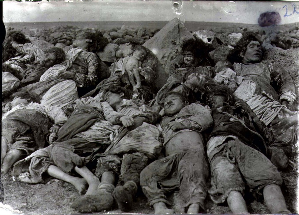 [armenian-genocide-02-jpg2.jpg]